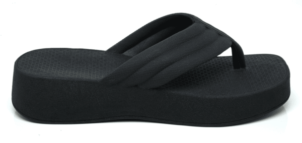 Chinelo Delta UltraSlide - Conforto Moderno e Leveza - Imagem 4