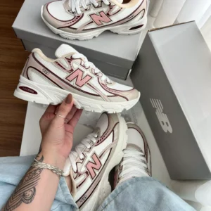 Tênis New Balance Feminino