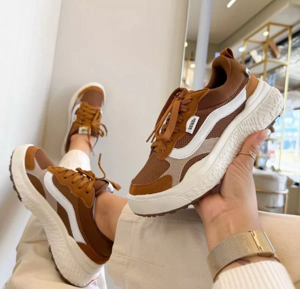 Tênis Vans Neo Feminino Marrom