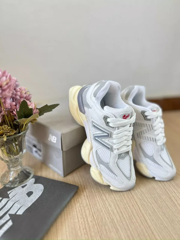Tênis feminino New Balance 9060 Confortável Versátil estiloso Tendência - Imagem 4